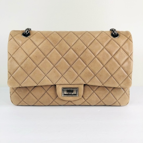 Chanel Reissue 2.55 Lambskin Iridescent 227 Bag - Picture 2 of 16